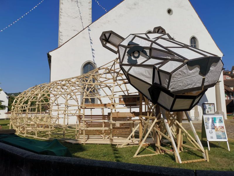 Foto der Leueskulptur Foto der Leueskulptur